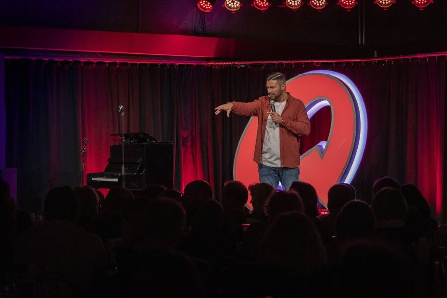 Quatsch Comedy Club München: Die Live Show - Quatsch Comedy Club München: why this stand-up room feels special