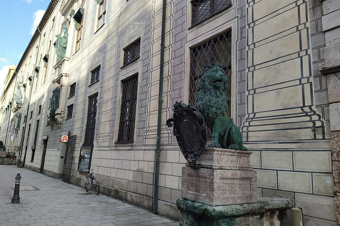 Residence Munich Private Tour including entrance ticket - Stop 2: Antiquarium’s Restored Details in About 5 Minutes