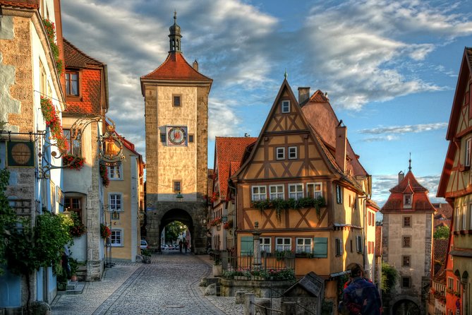 Romantic Road, Rothenburg, and Harburg Day Tour from Munich - Tips that make a difference on the ground