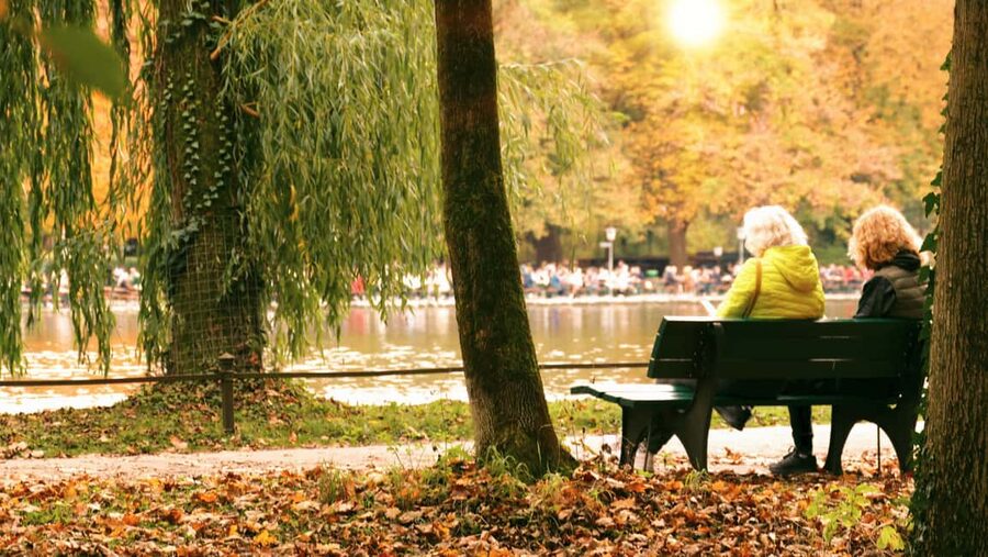 Schwabing: Insider Tour! Neighborhood, Revolt, Secrets in Munich's Cult District - The secrets approach: neighborhood storytelling with real context