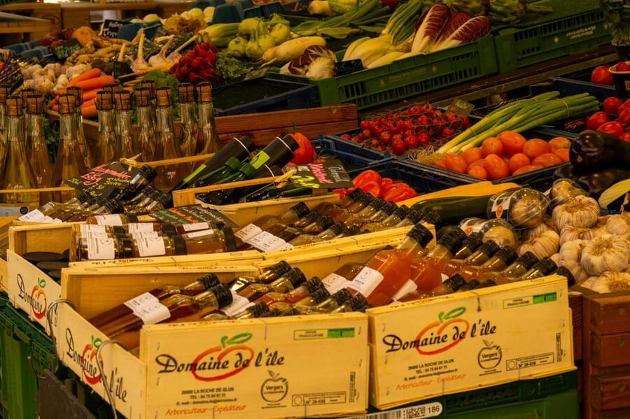 Short & sweet: Tasting the Viktualienmarkt - Unlimited market water: the included pacing tool