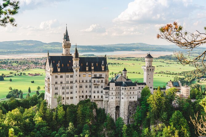 Skip The Line Neuschwanstein Castle Tour from Hohenschwangau - Key things to know before you go