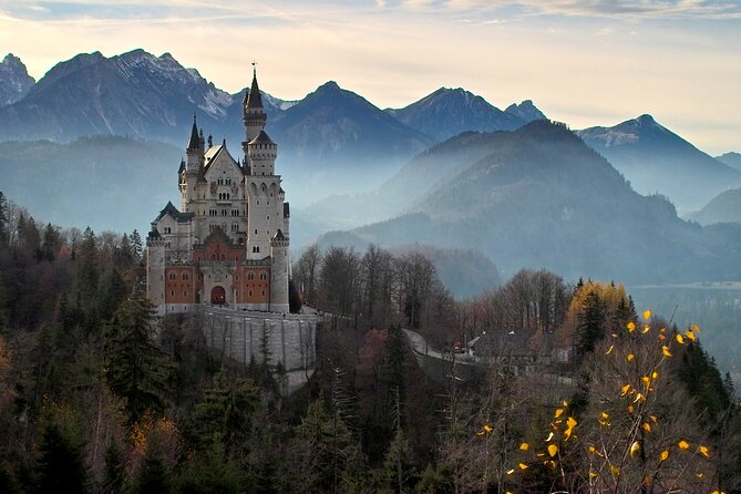 Skip The Line Neuschwanstein Castle Tour from Hohenschwangau - Included transport and the horse carriage return