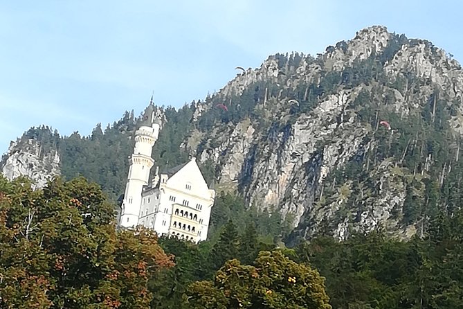 Skip-the-Line Neuschwanstein Castle Tour from Munich - Entering Neuschwanstein: King Ludwig II stories, audio-style narration, and real walking