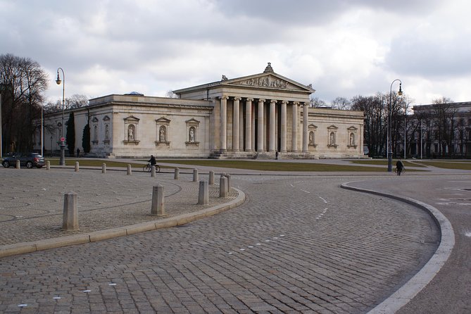Small-Group 2-Hour Munich and The Third Reich Walking Tour - Odeonsplatz: the 1923 beer hall coup gun battle at street level