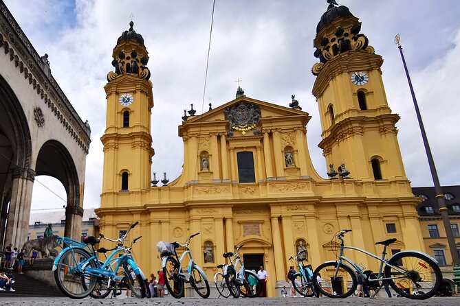 Superior E-Bike Tour incl. 3rd Reich Sites & a beer Garden Stop - Königsplatz and Nazi rallies: classical design used for propaganda