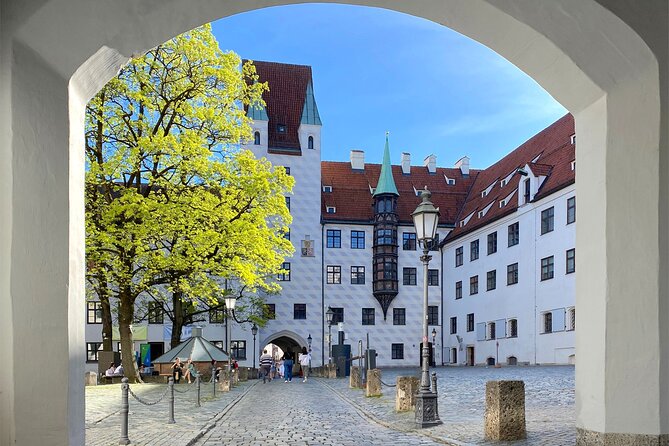 Ten Munich Old town Sights in a Private Express Walking Tour - New Town Hall (Neues Rathaus): Glockenspiel Moments and the Staircase of Ages