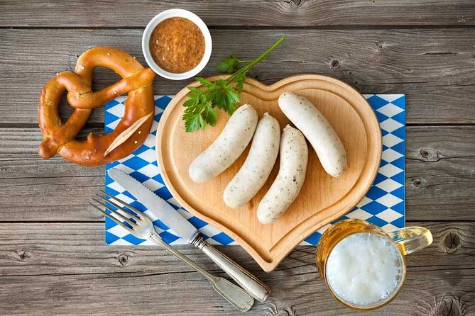 The Perfect Start: Munich PRIVATE Tour with Bavarian Breakfast - Marienplatz and the Glockenspiel timing you’ll feel in your feet