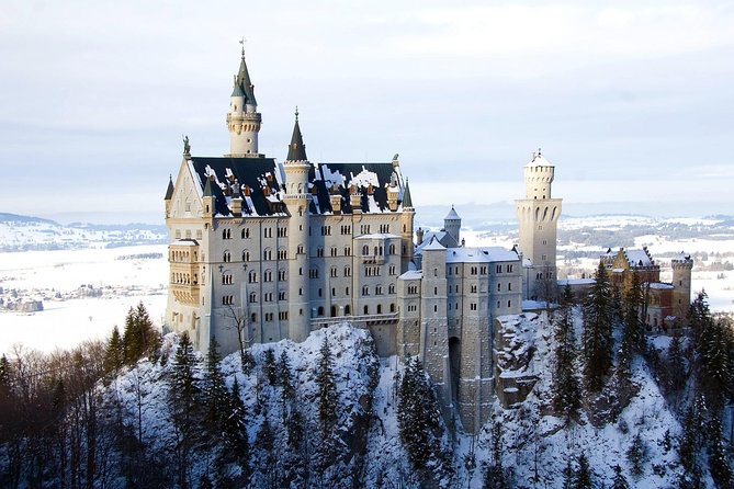 Winter Tour to Neuschwanstein Castle from Munich - Munich to Neuschwanstein by coach: what you’re really paying for